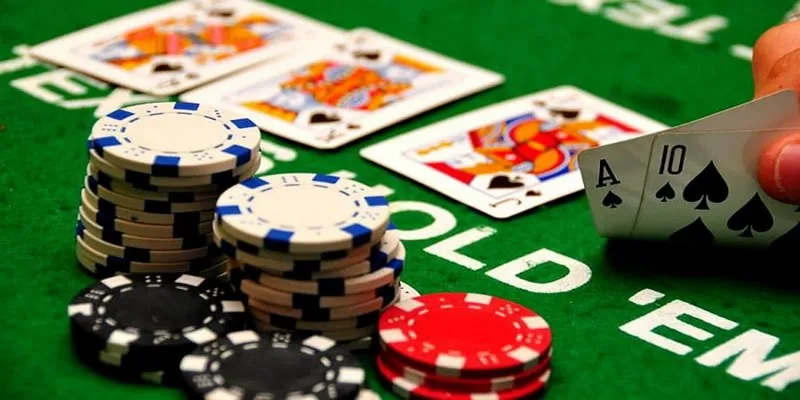 Luật xếp bài khi chơi poker